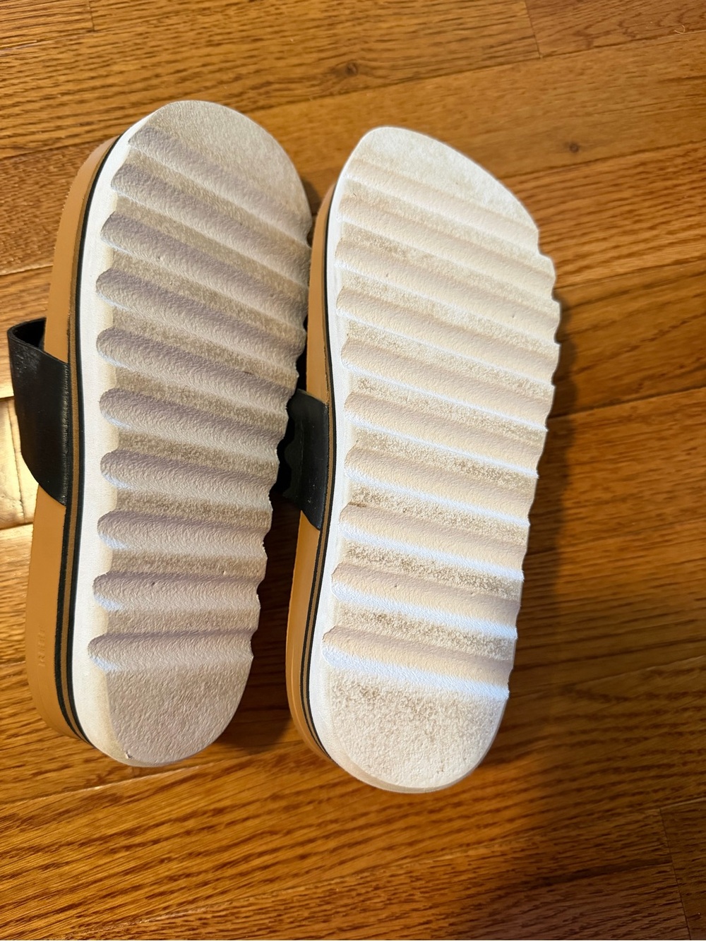 Reef Cushion Sol Hi -Black Cork Slide Sandals with Toe Post - Picture 4 of 13